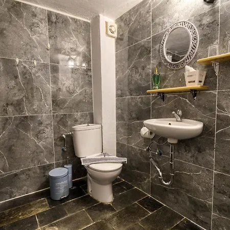 Mascot Boutique Apartmanhotel