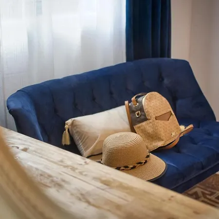 Mascot Boutique Apartmanhotel