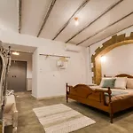 Mascot Boutique Родос