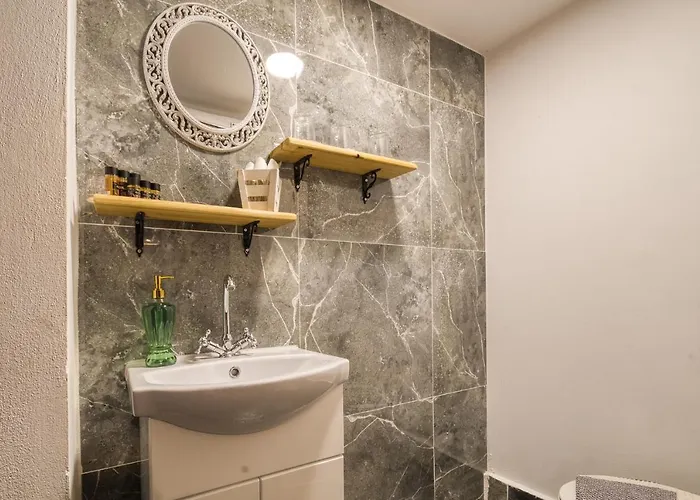 Mascot Boutique Rhodes City