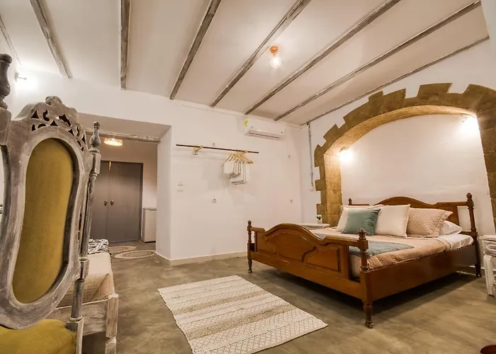 Mascot Boutique Rhodes City