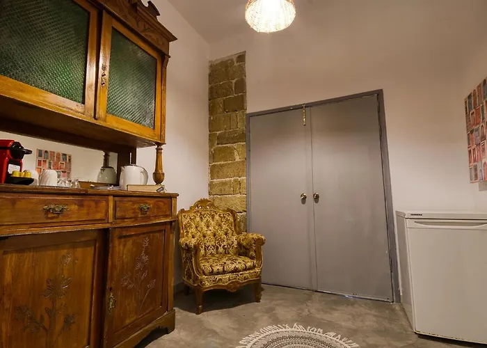 Mascot Boutique Rhodes City